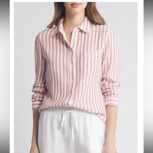 Red and White Striped Button-Up Caslon shirt size L